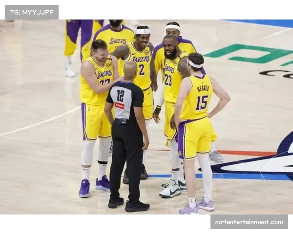 湖人防守效率全面落后 篮板39比50助攻数也处下风